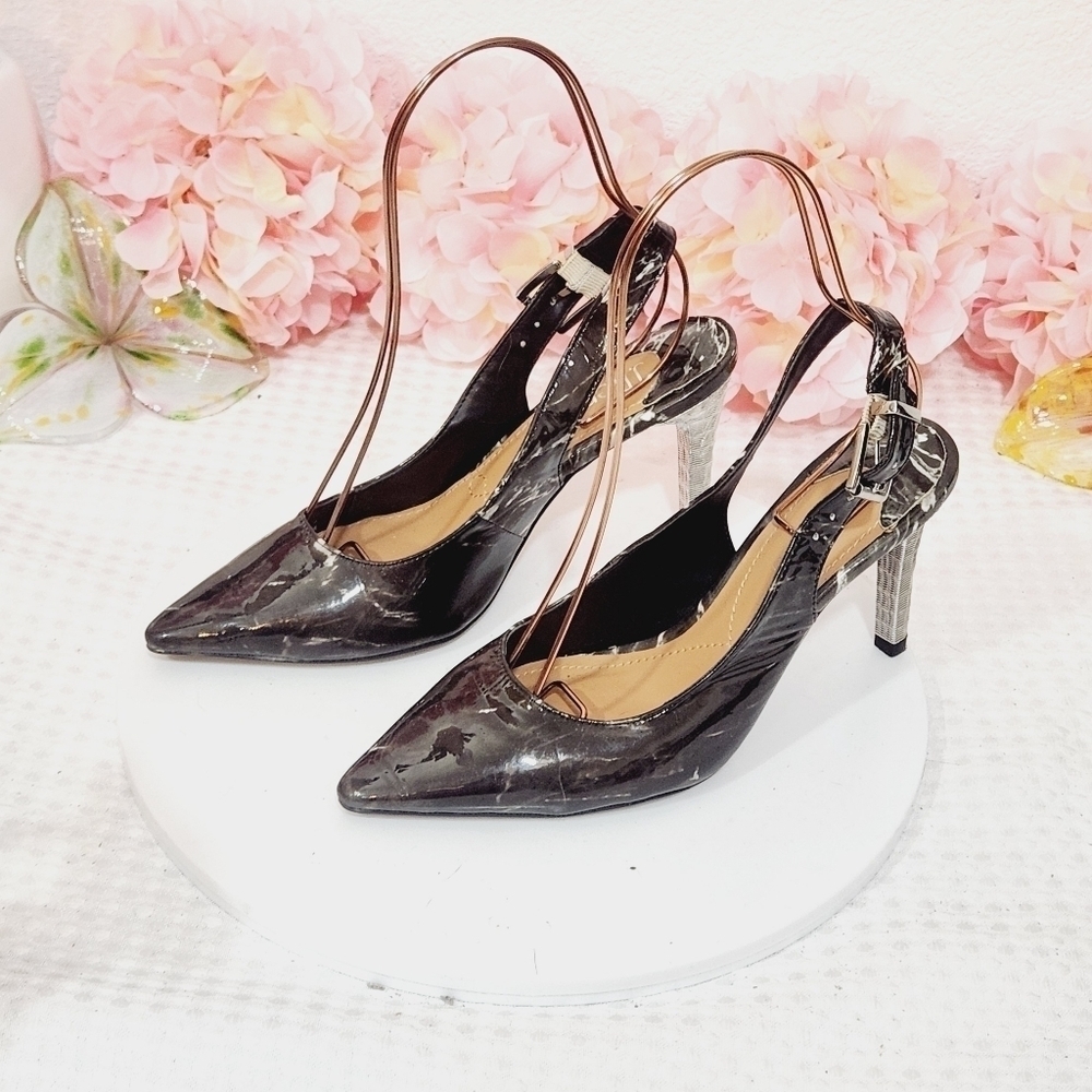 J.renee’ Gray and White Marble Slingback Heels 6.5M